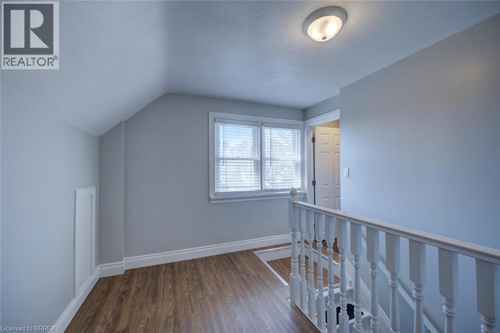 214 GRAND STREET Image 25