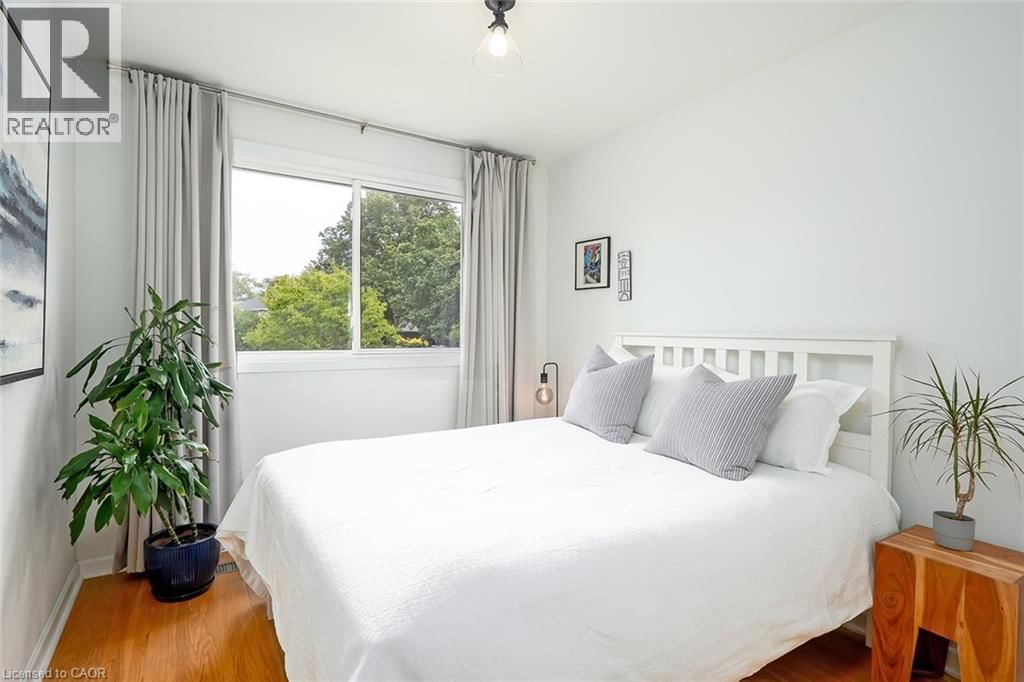 406 OAKWOOD DRIVE Image 18