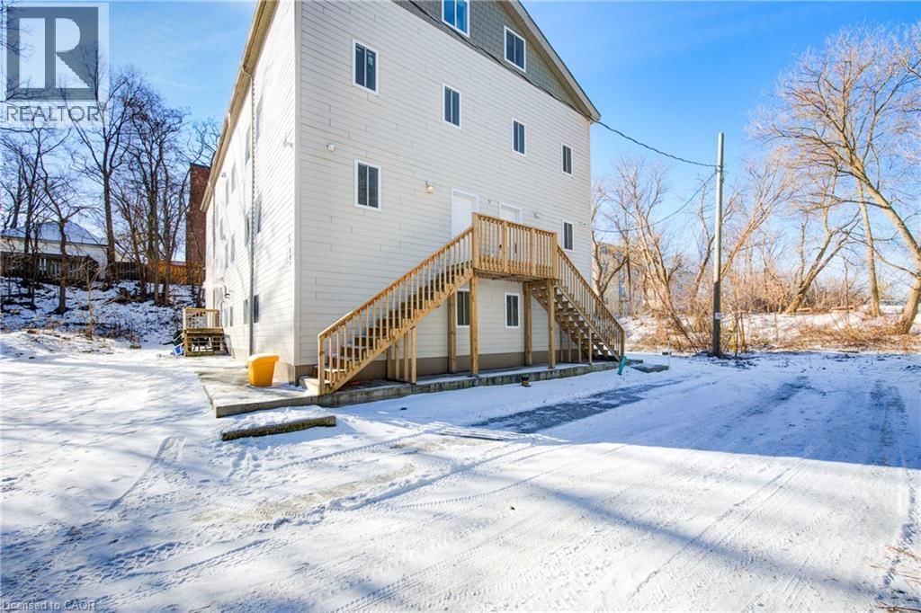 5 FRONT STREET Image 2