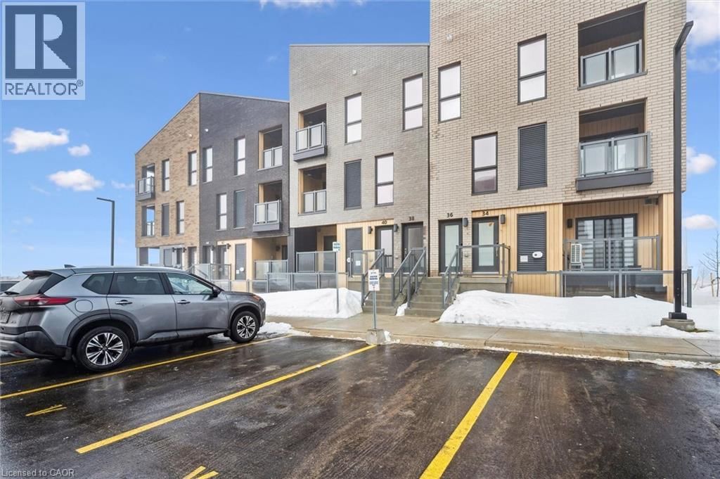 40 URBANE BOULEVARD Image 4