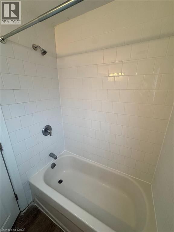 7 - 416 LANCASTER STREET WEST Image 5