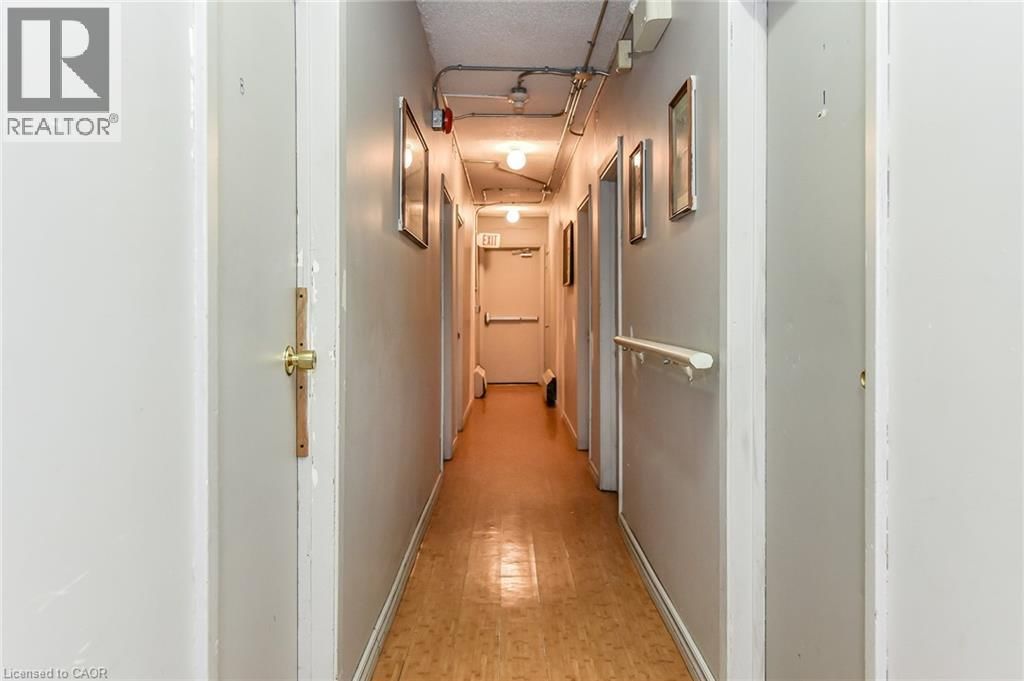 20 ELLIOTT STREET Image 18