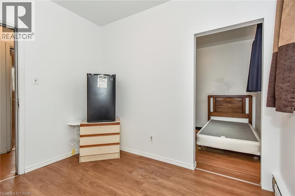 20 ELLIOTT STREET Image 20