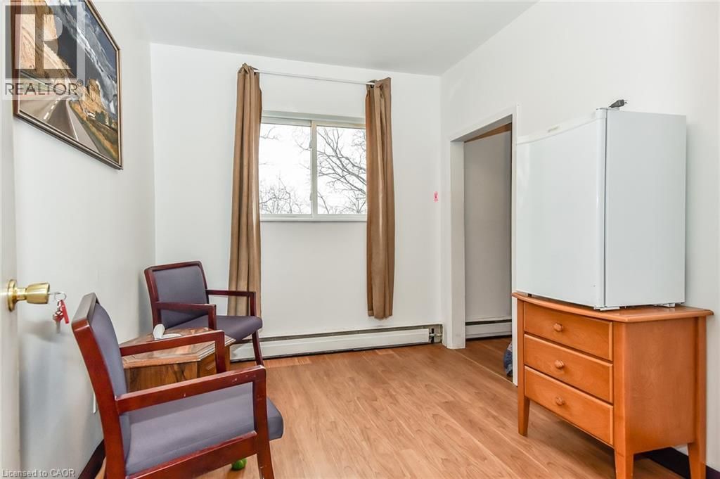 20 ELLIOTT STREET Image 22