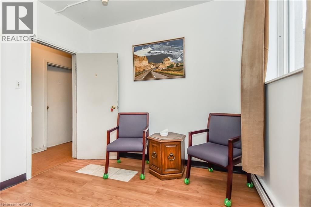 20 ELLIOTT STREET Image 23