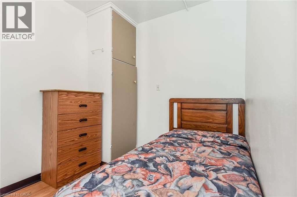 20 ELLIOTT STREET Image 26