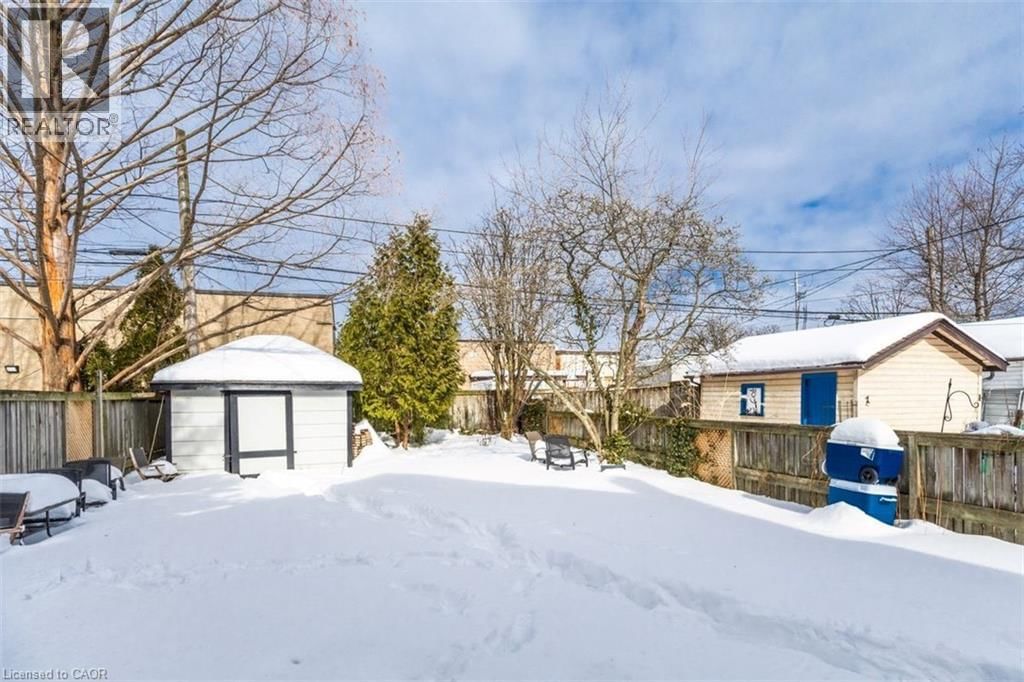 84 SOUTH OVAL Image 21