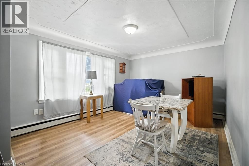 2718 UPPER JAMES STREET Image 5