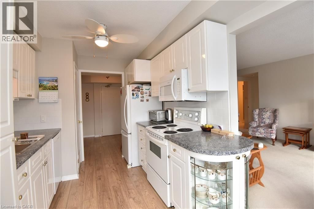 306 - 500 SILVERBIRCH BOULEVARD Image 13