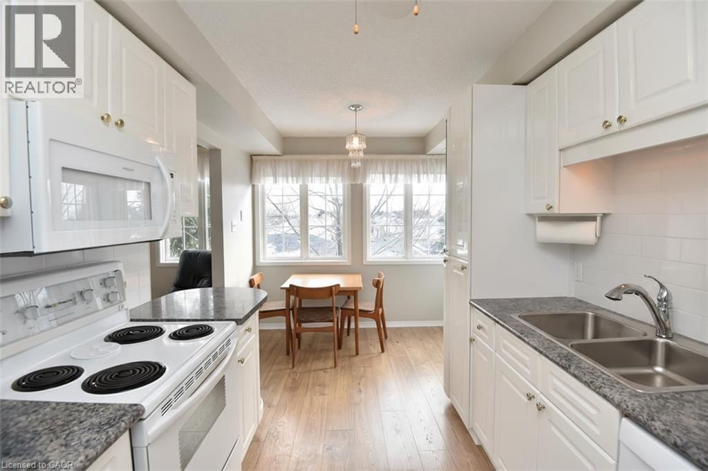 306 - 500 SILVERBIRCH BOULEVARD Image 14