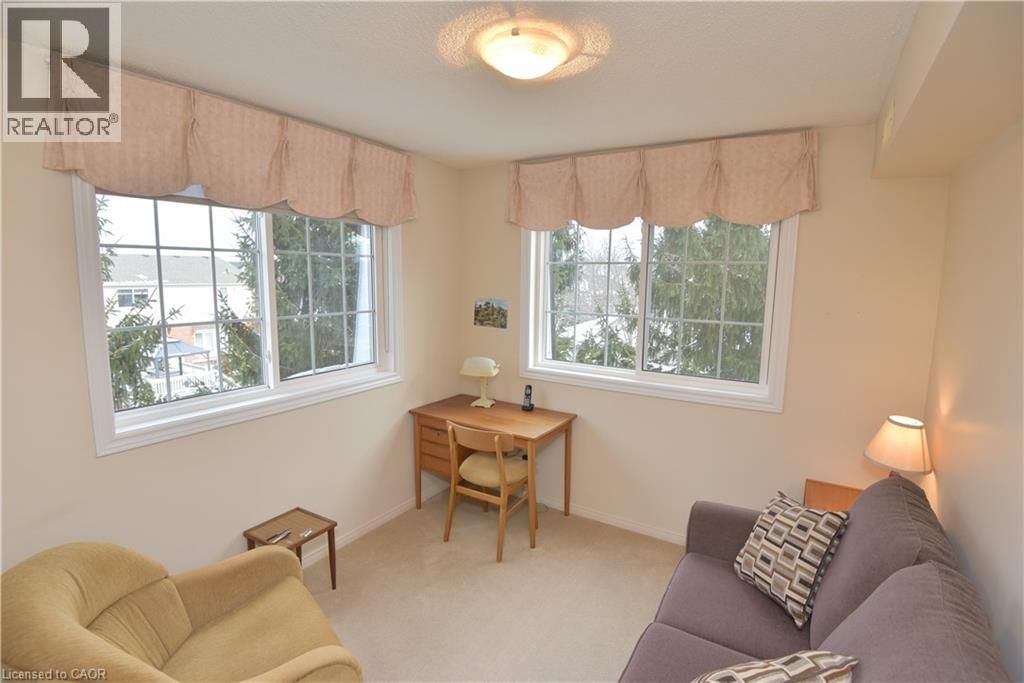 306 - 500 SILVERBIRCH BOULEVARD Image 21