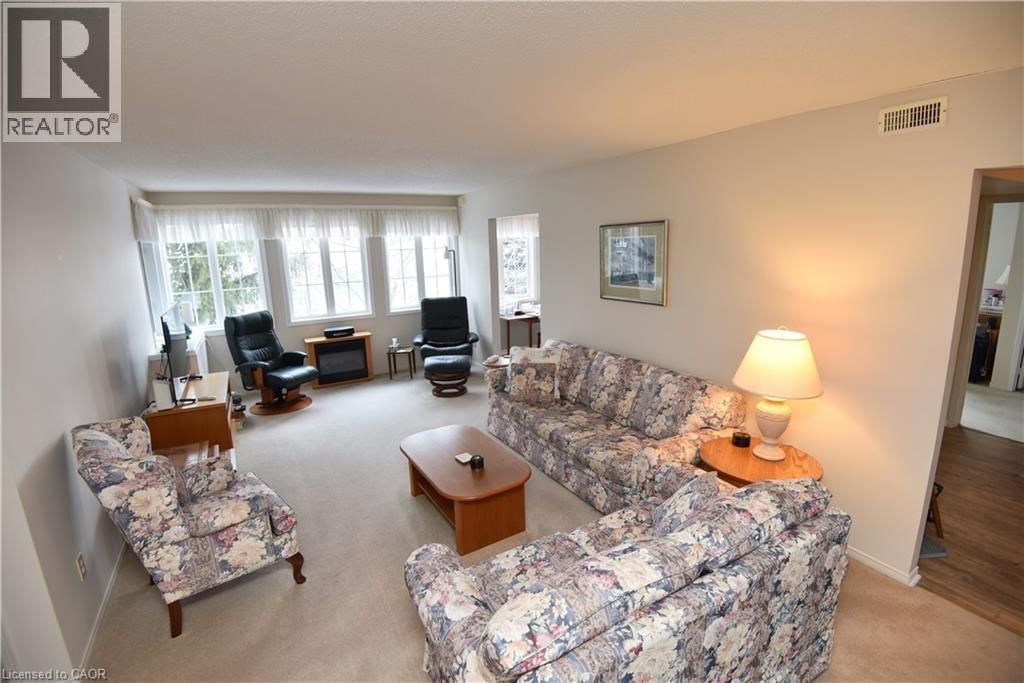 306 - 500 SILVERBIRCH BOULEVARD Image 6