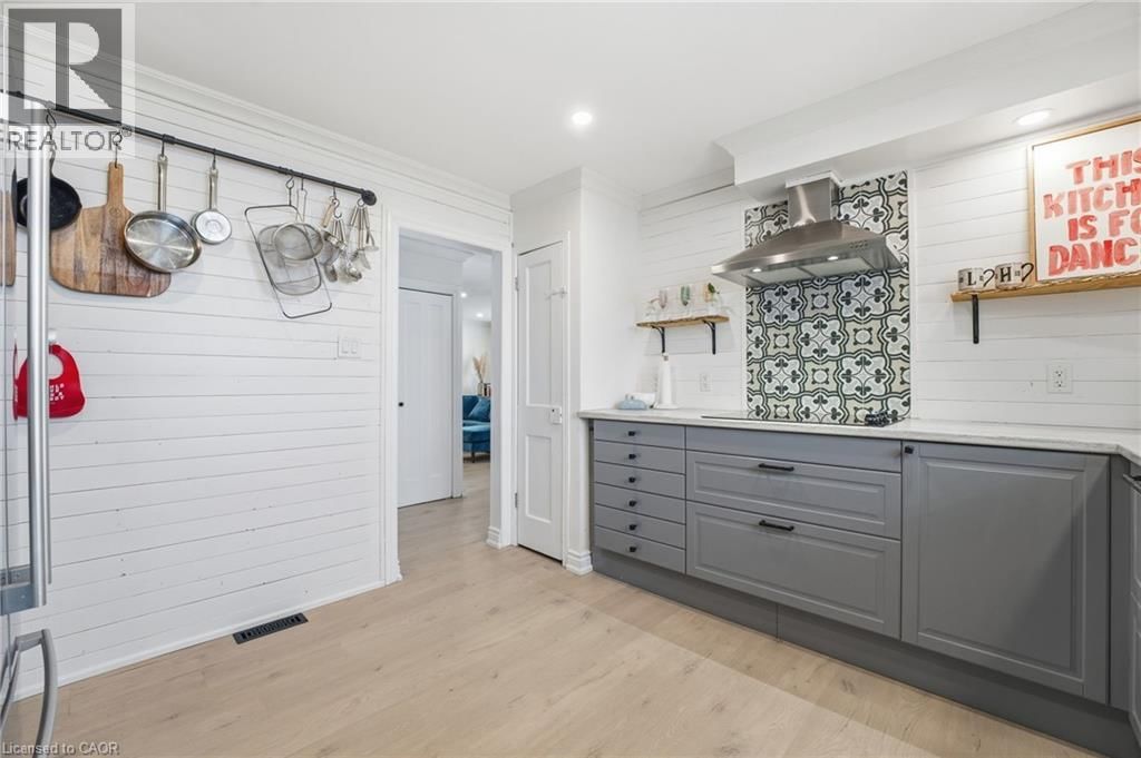 104 CINDY AVENUE Image 11