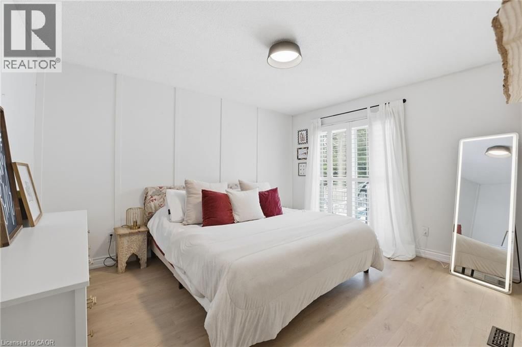 104 CINDY AVENUE Image 13