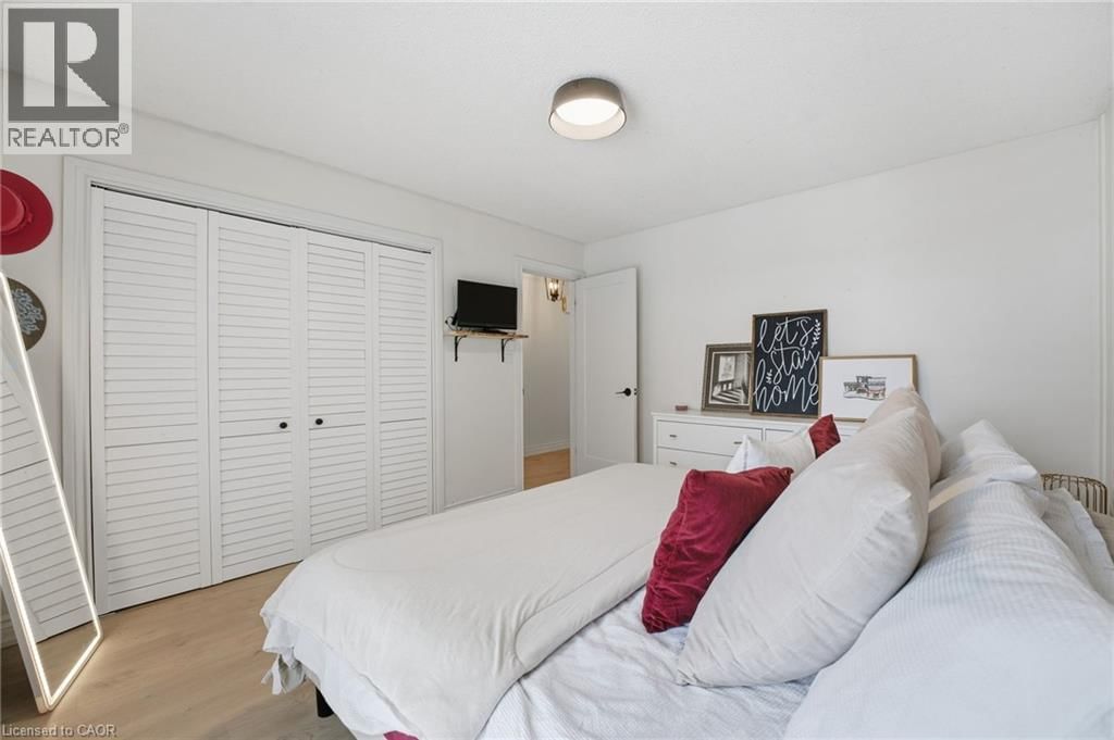 104 CINDY AVENUE Image 14