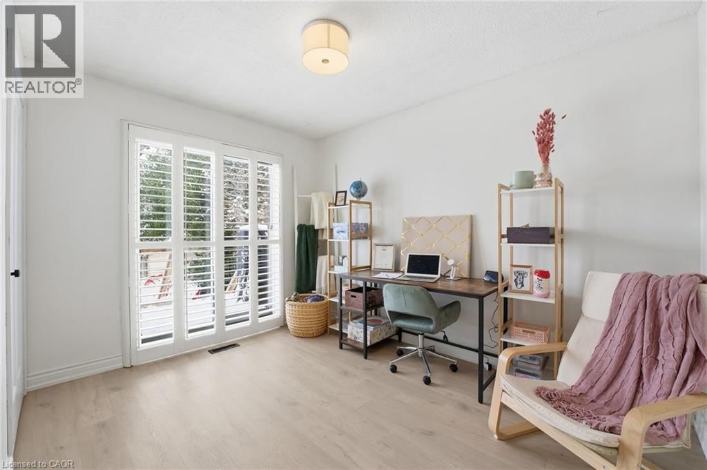 104 CINDY AVENUE Image 16