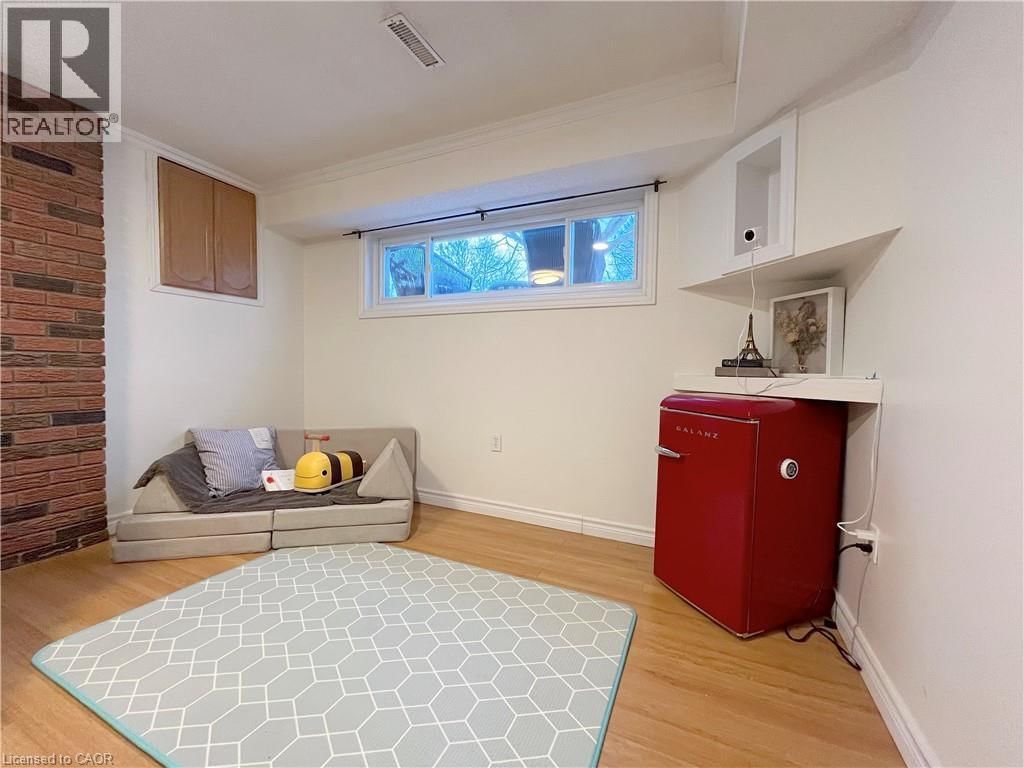 104 CINDY AVENUE Image 21