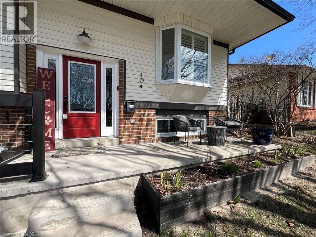 104 CINDY AVENUE Image 3