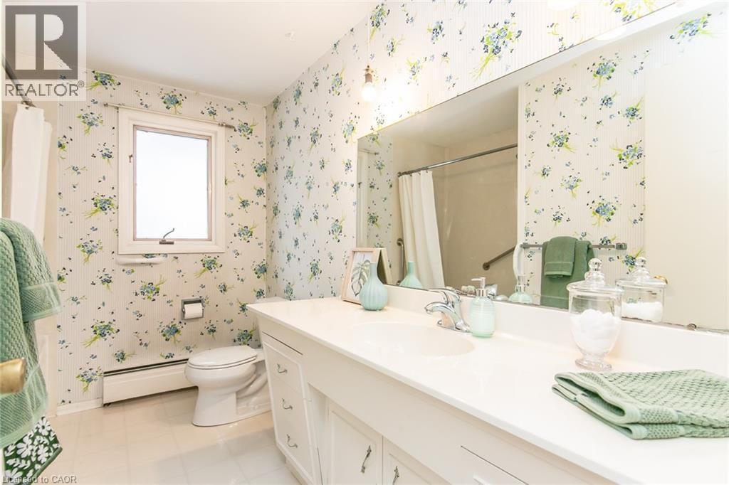 198 ASHCROFT PLACE Image 38