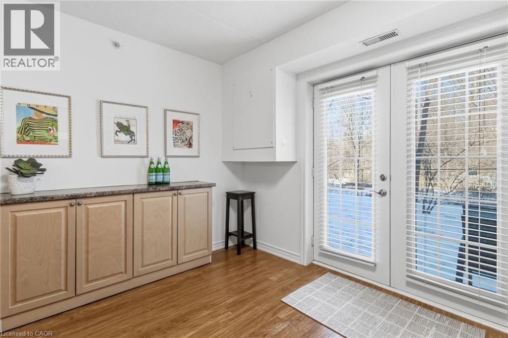 105 - 2085 APPLEBY LINE Image 13