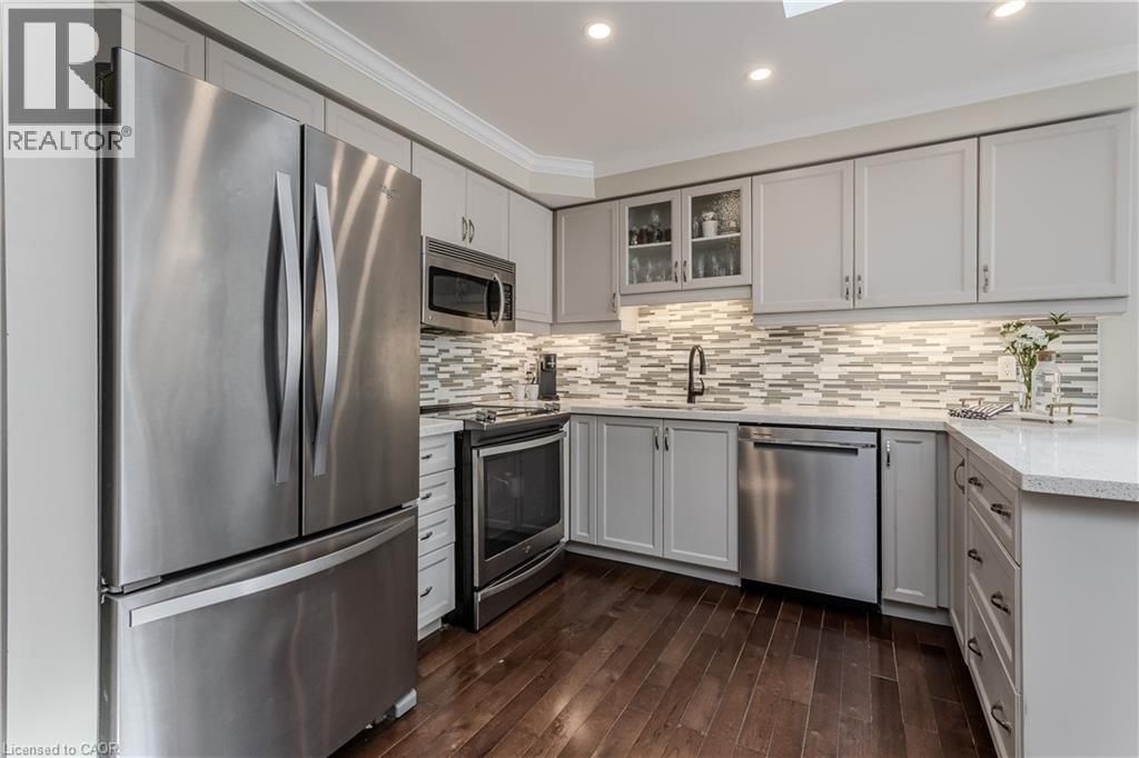 26 - 20 MEADOWLANDS BOULEVARD Image 6