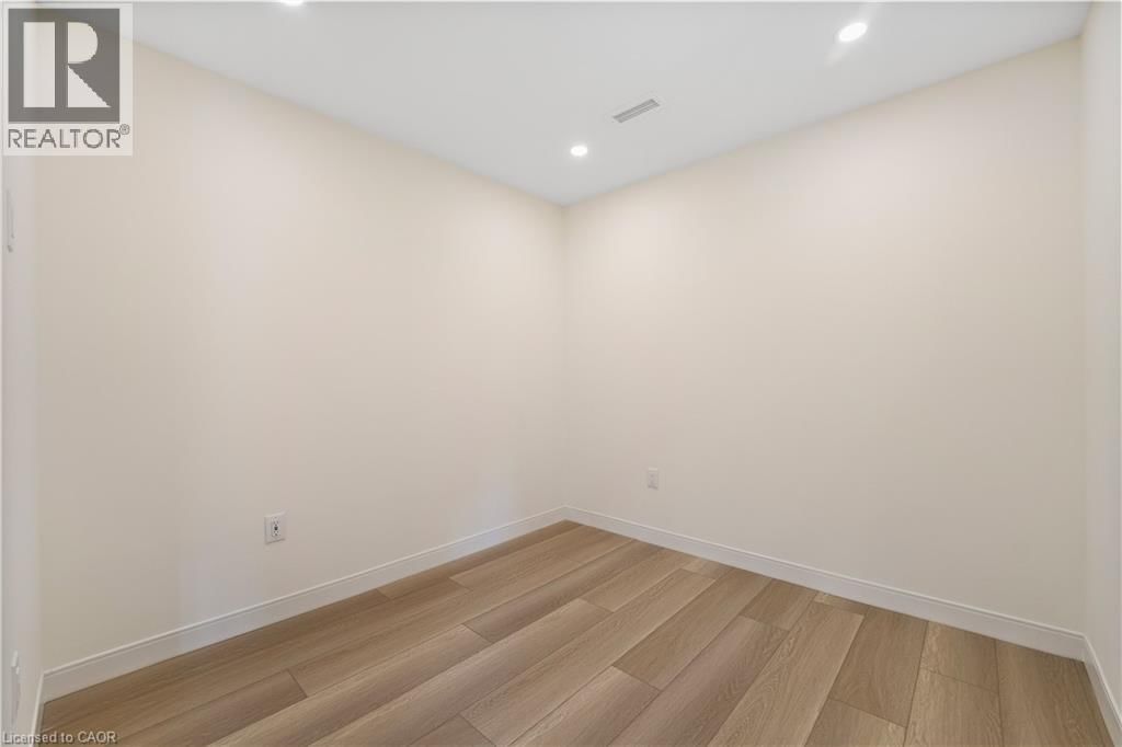 309 - 123 LINCOLN STREET Image 6