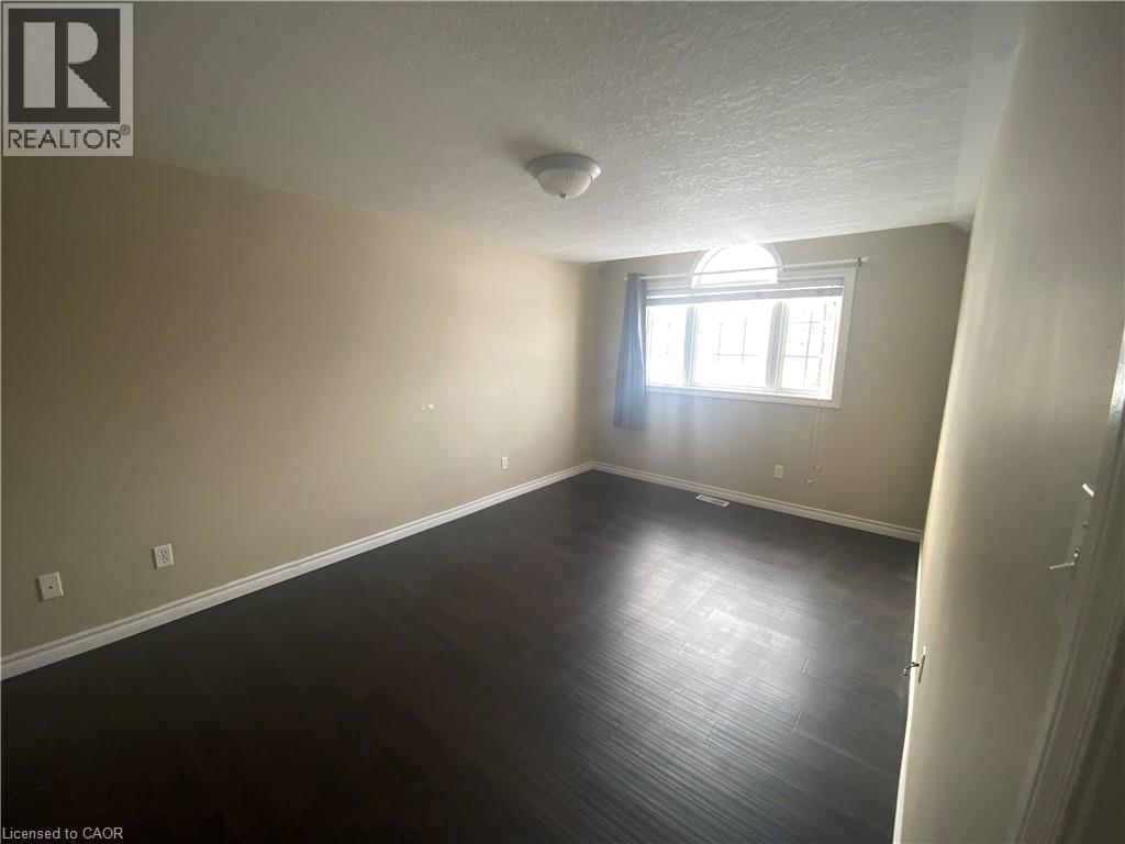 182 KINGSWOOD DRIVE Image 17