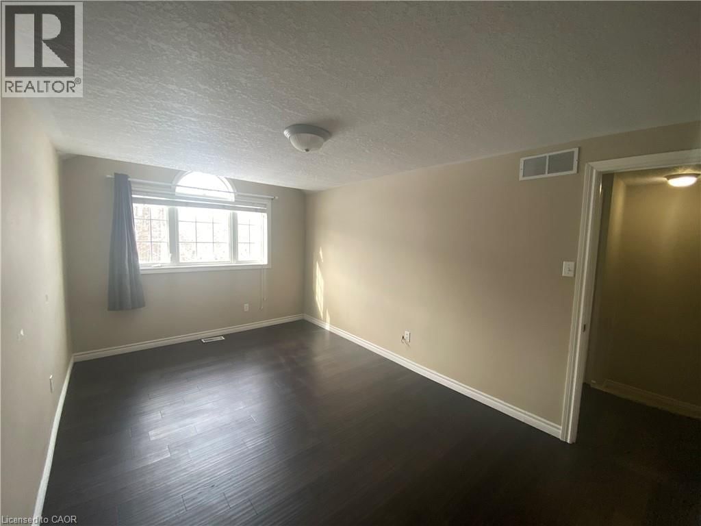 182 KINGSWOOD DRIVE Image 19