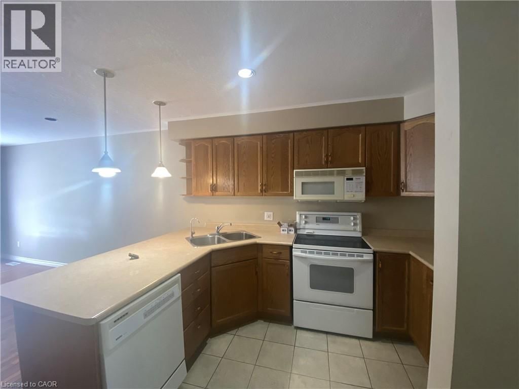 182 KINGSWOOD DRIVE Image 7