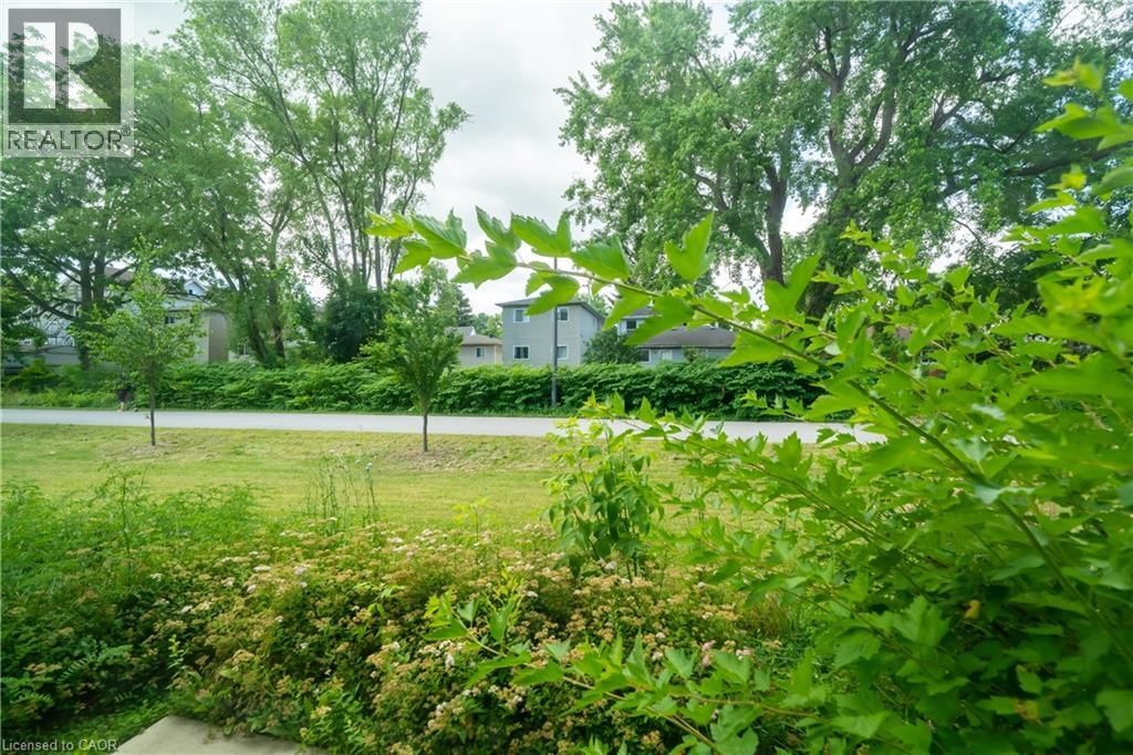 119 - 77 LELAND STREET Image 20