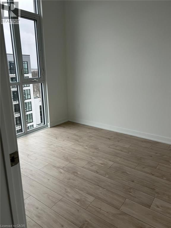 813 - 770 WHITLOCK AVENUE Image 10