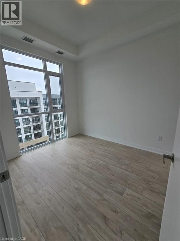 813 - 770 WHITLOCK AVENUE Image 11