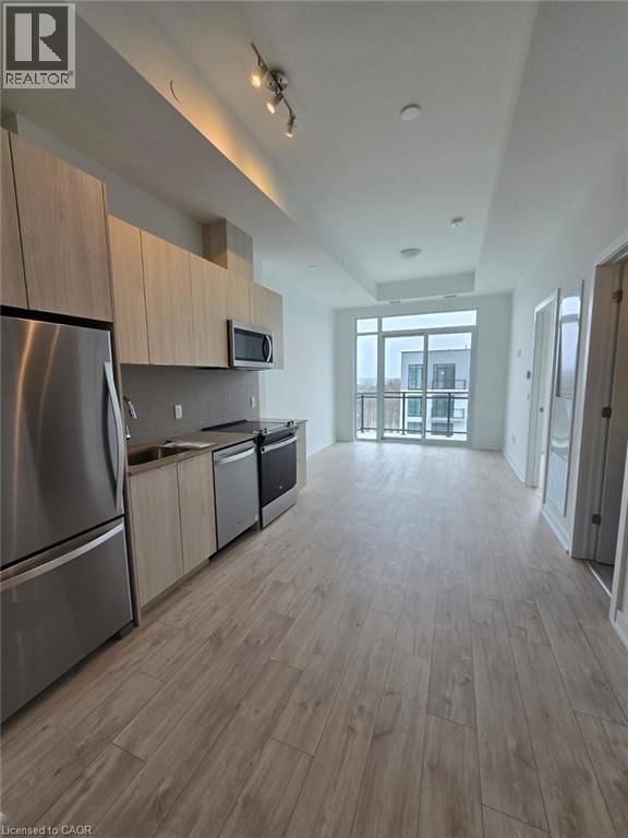 813 - 770 WHITLOCK AVENUE Image 13