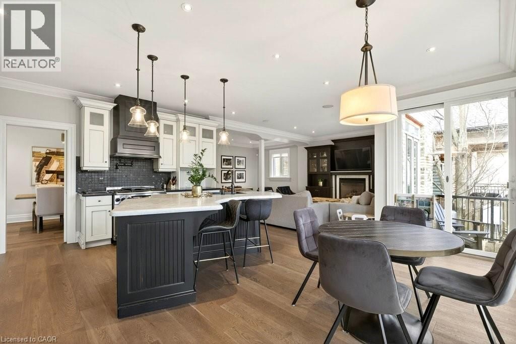 195 POMONA AVENUE Image 10