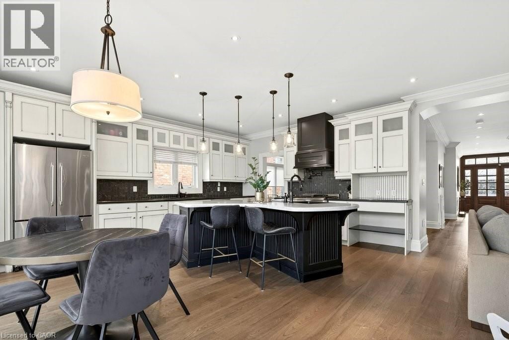 195 POMONA AVENUE Image 15