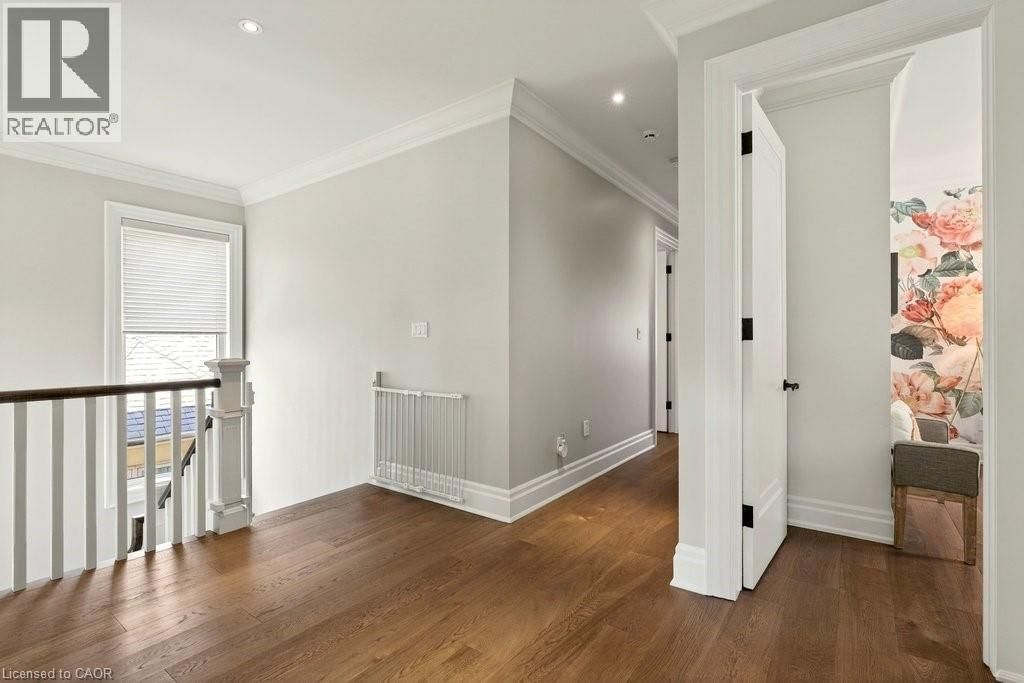 195 POMONA AVENUE Image 18