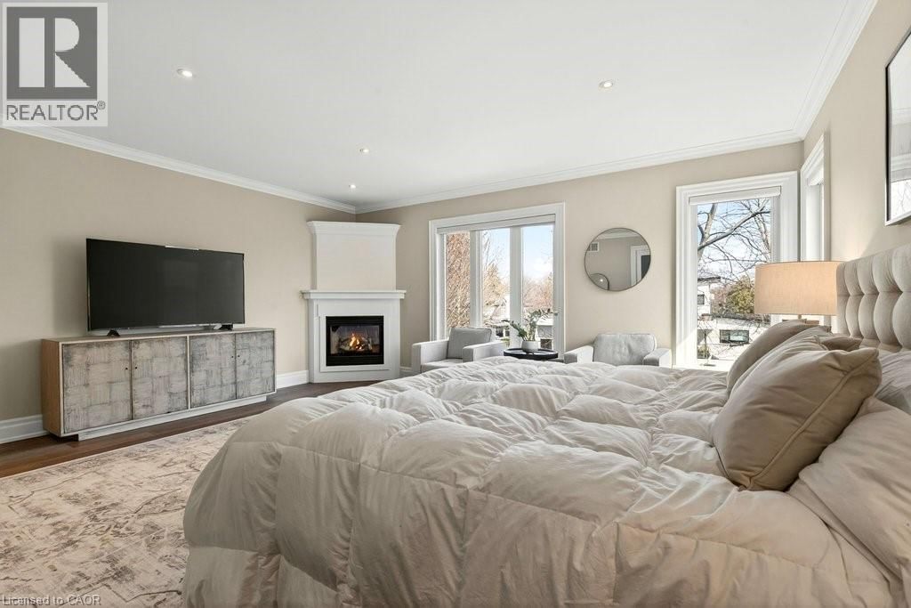 195 POMONA AVENUE Image 20