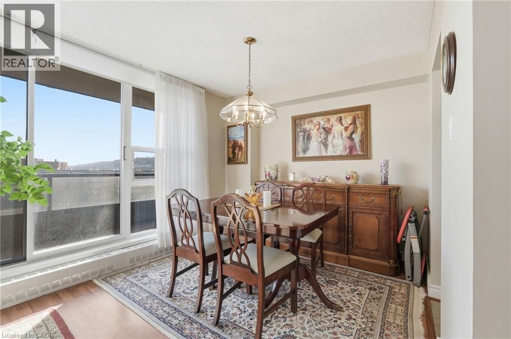 1408 - 1966 MAIN STREET WEST Image 10