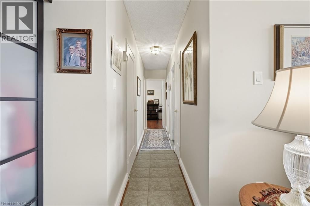 1408 - 1966 MAIN STREET WEST Image 15