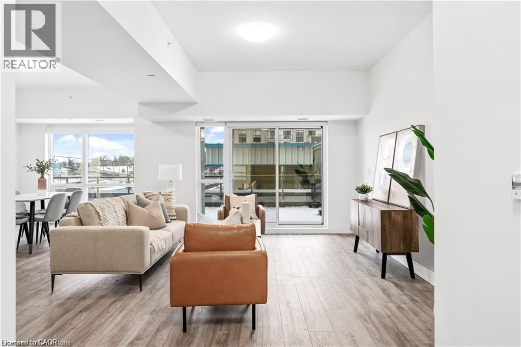 401 - 2 DUNDAS STREET WEST Image 13