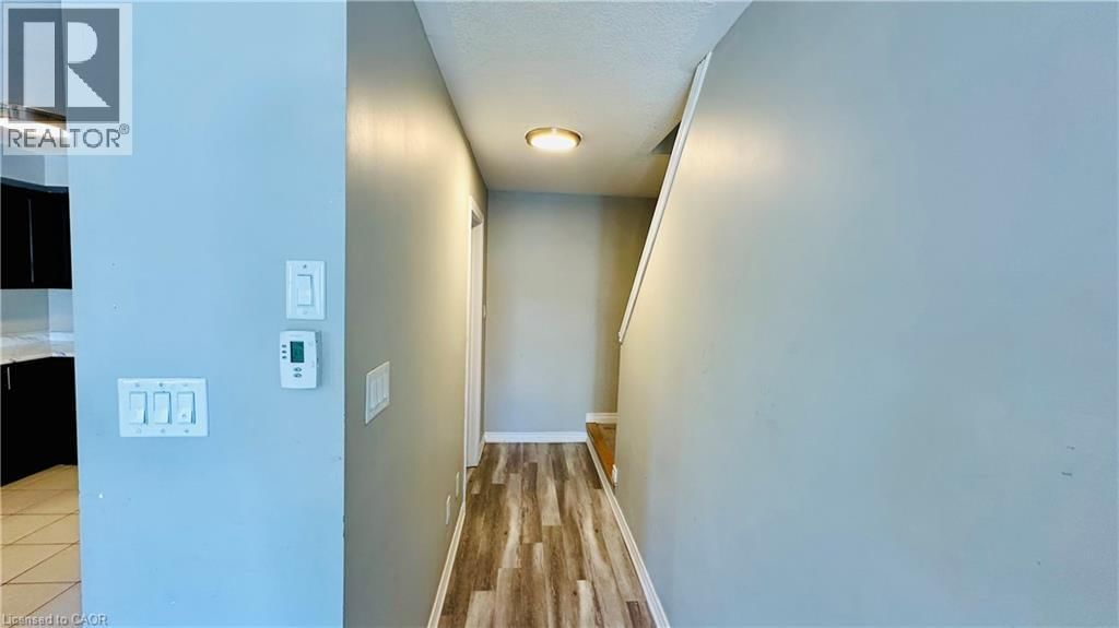 15 - 420 LINDEN DRIVE Image 16