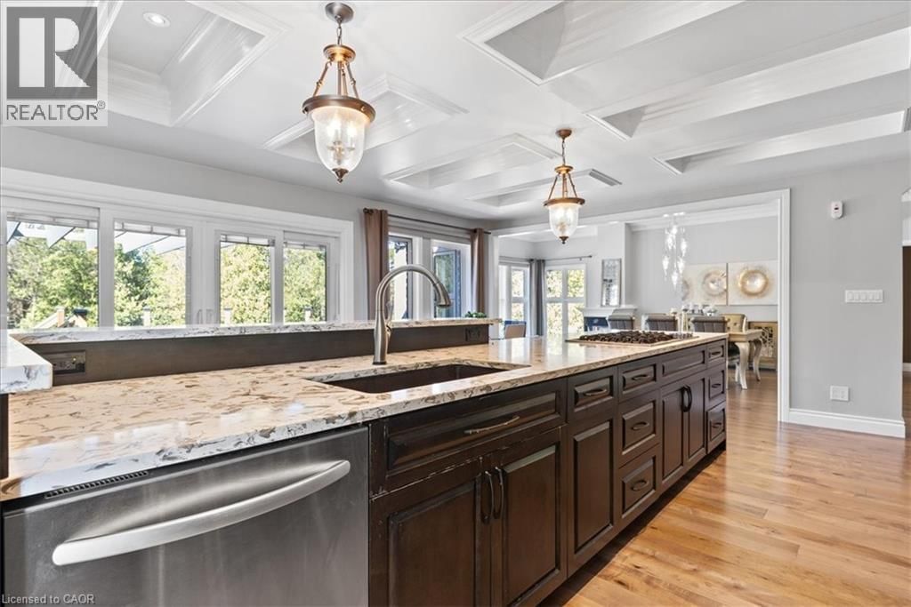 20 GRANDY LANE Image 13