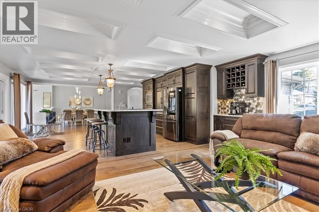 20 GRANDY LANE Image 15