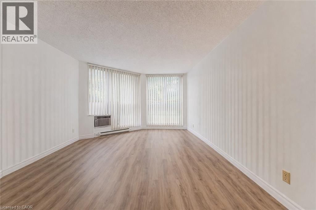 101 - 24 MARILYN DRIVE Image 16