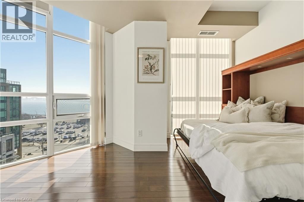 804 - 360 PEARL STREET Image 15