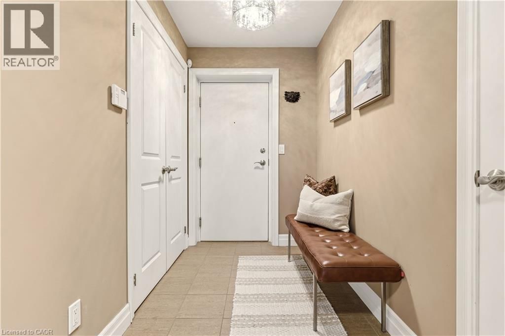 804 - 360 PEARL STREET Image 2