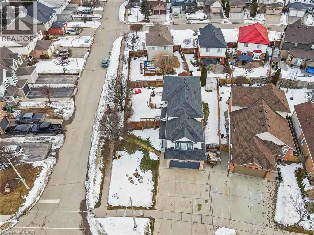 11 ACORN WAY Image 37