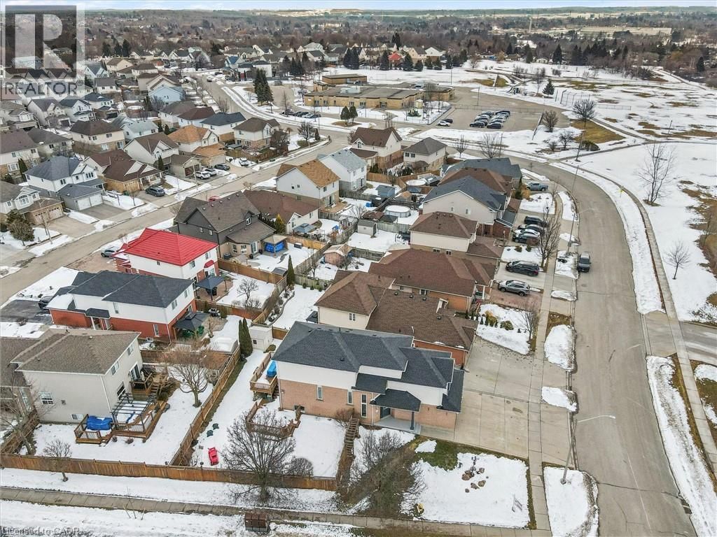 11 ACORN WAY Image 38