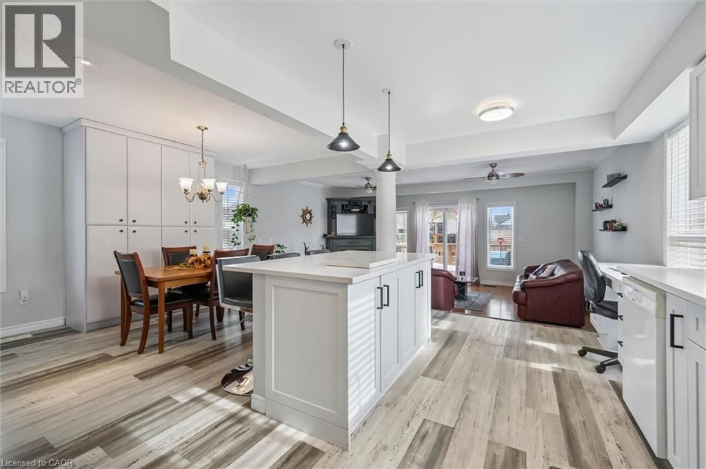 11 ACORN WAY Image 6