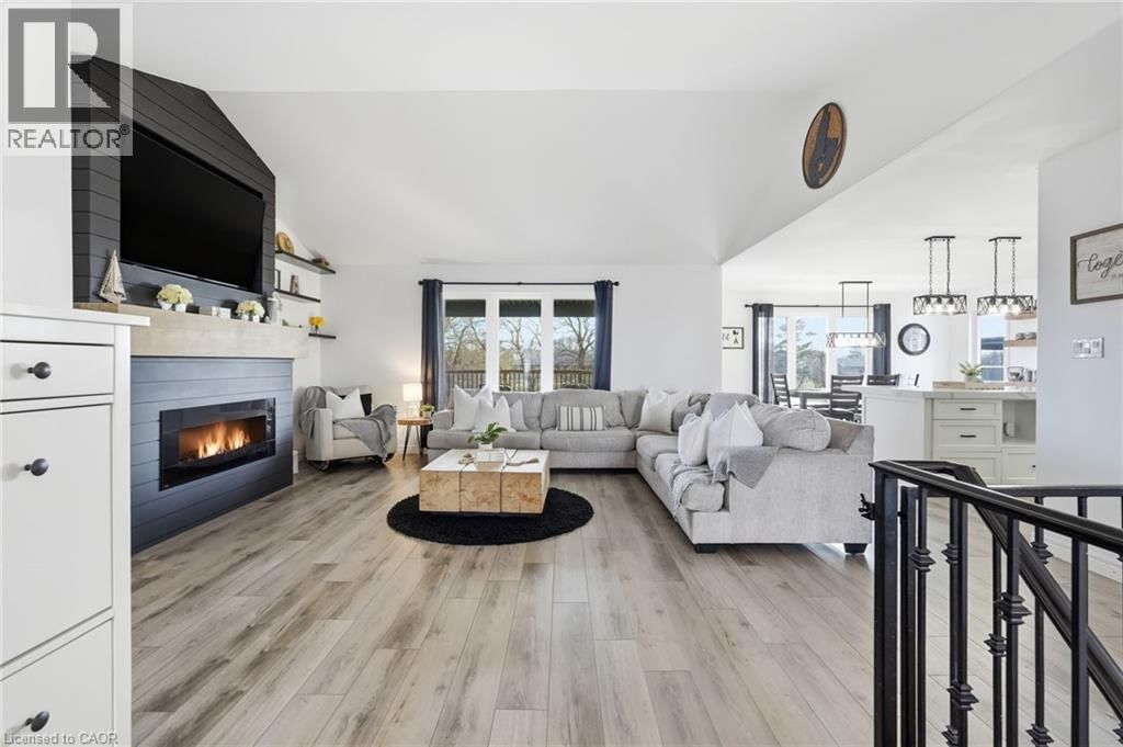 401 LIGHTHOUSE DRIVE Image 6